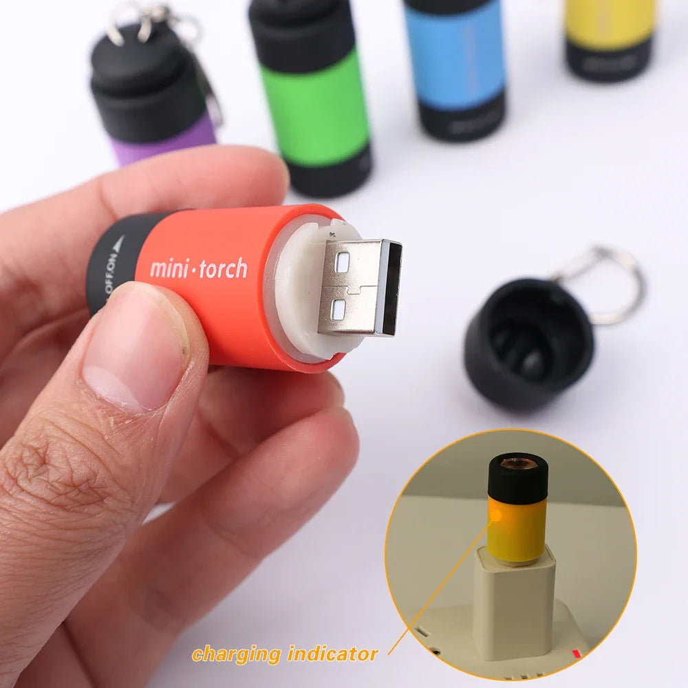 Mini torche de poche – idéale maison, camping et rando, ultra portable