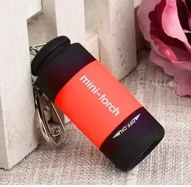 Mini torche de poche – idéale maison, camping et rando, ultra portable