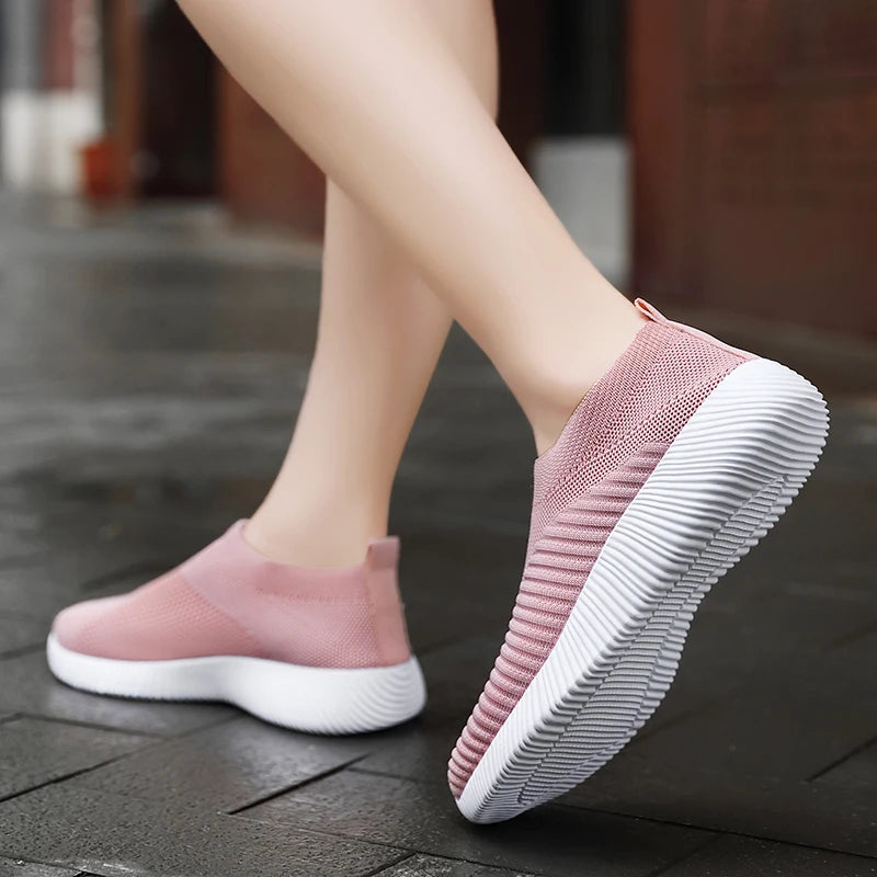 Chaussures pour femmes, baskets de haute qualité, plates à enfiler.