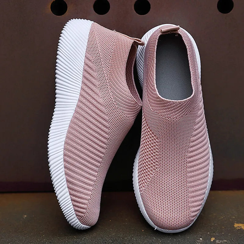 Chaussures pour femmes, baskets de haute qualité, plates à enfiler.