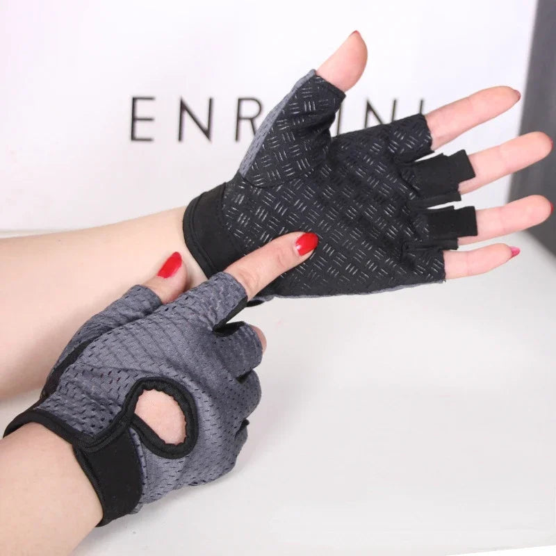 Gants de gymnastique pour femmes et hommes, haltères de Fitness, gants d'entraînement, demi-doigt, respirant, antidérapant, coussin de Gel, gants d'entraînement de musculation