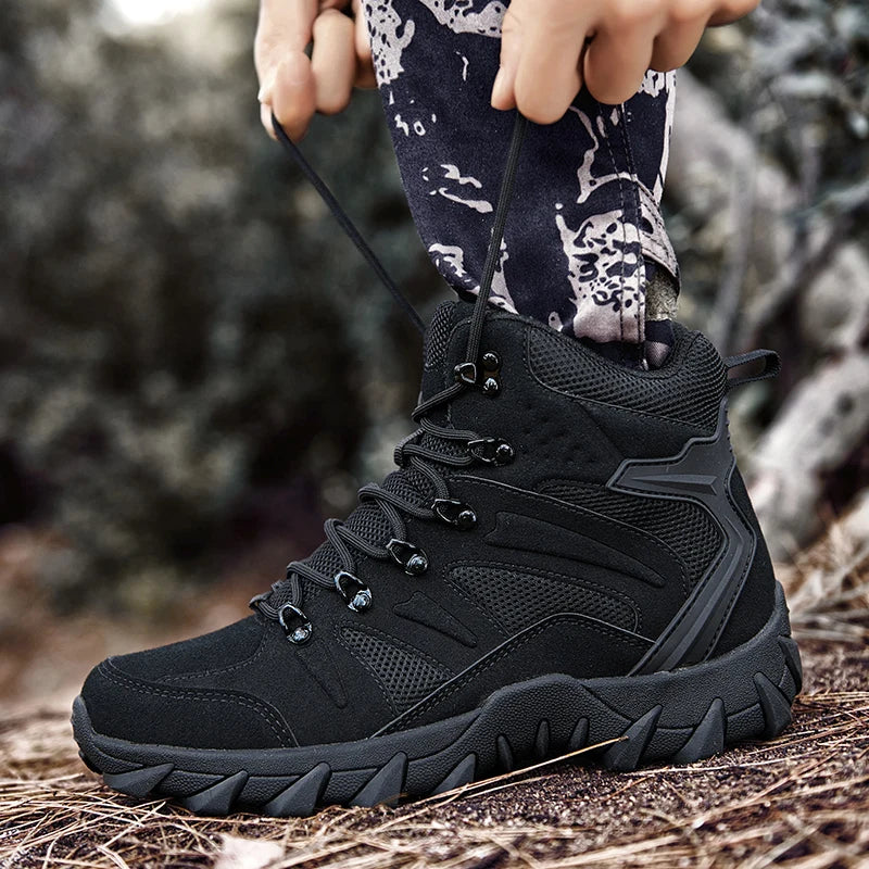 Bottes de randonnée, cross, chaussures de sécurité